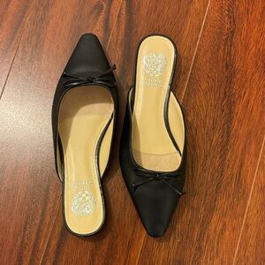 Vince Camuto Black Pointed-Toe Mules